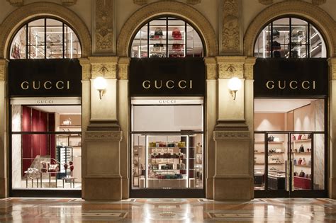 gucci store in milan|gucci italy store.